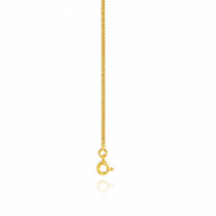 Woman gold curb chains