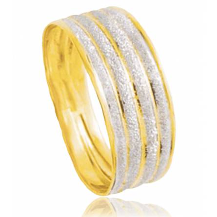 Woman gold ring