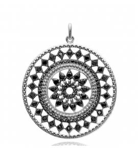 Woman silver Bente circular black pendant