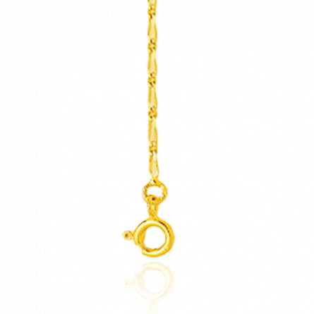 Woman gold figaro chains